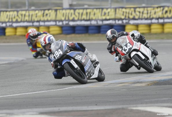 LE MANS FSBK 2011
1ere manche du Championnat Suberbike
26 & 27 Mars 2011
© PHOTOPRESS
Tel: 04 93 37 95 96
info@photopress.fr
